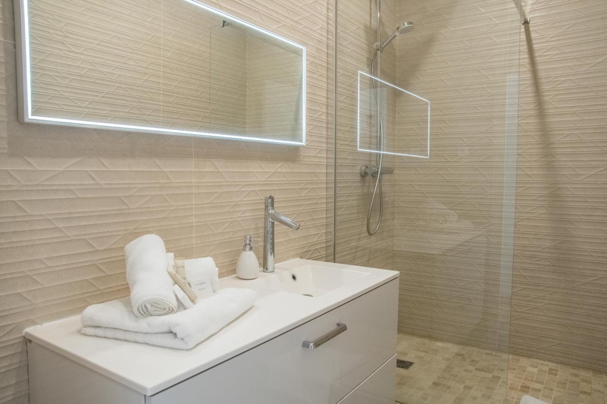 Appartement Spacieux Et Renove 파리 외부 사진